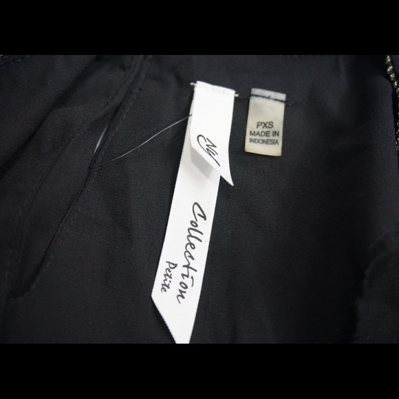 NY Collection Bell Sleeve with Gold Trim - Picture 8 of 8